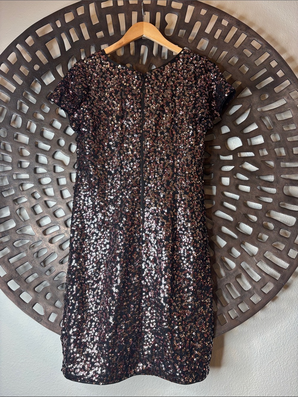 🖤 Vince Camuto Rose Gold Sequin Midi Dress NWT Size 6 Lined Cocktail Party 🖤 - Picture 3 of 14